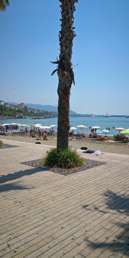 Casa Vacanze Archi Medievali Salerno Exteriör bild